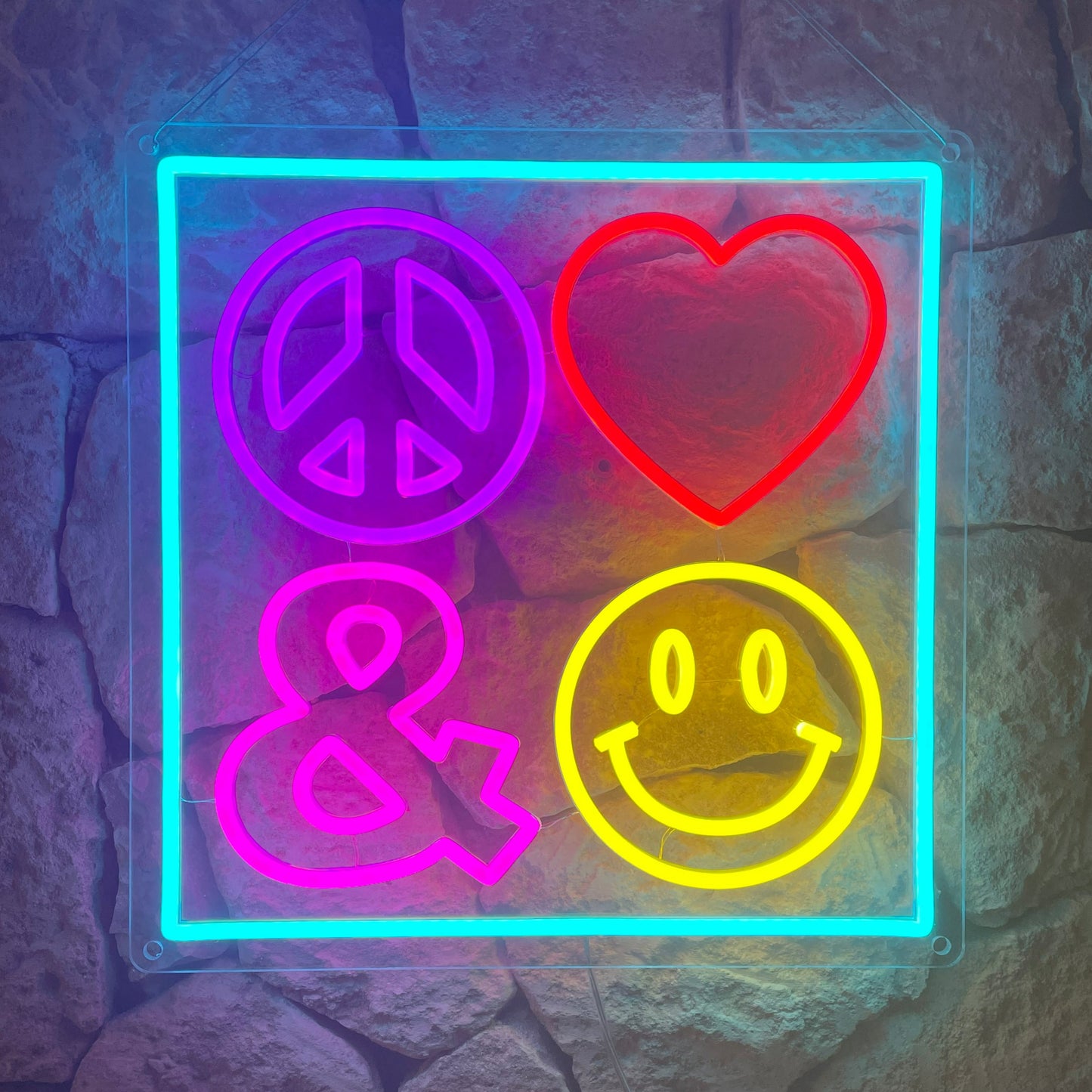 Chapter Ibiza Peace Love & Happiness